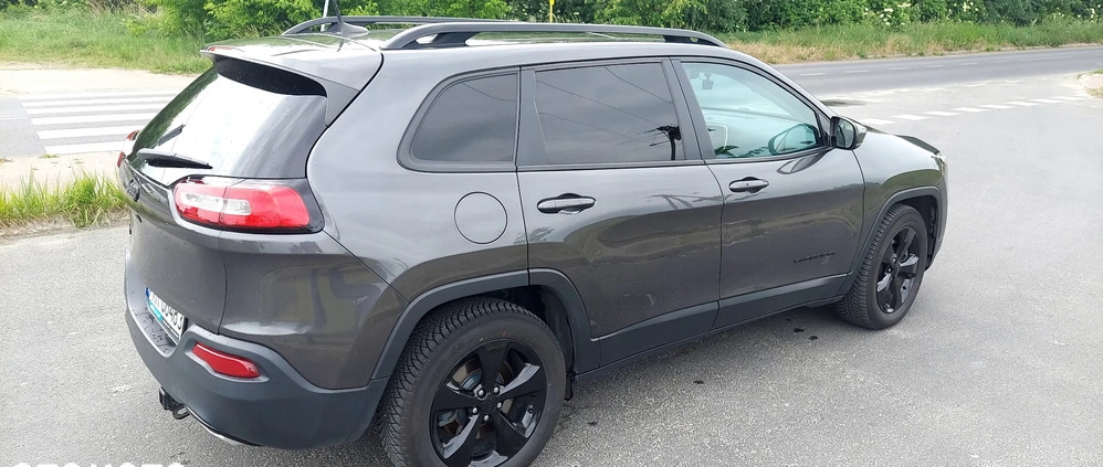 Jeep Cherokee cena 72500 przebieg: 148000, rok produkcji 2016 z Krotoszyn małe 121